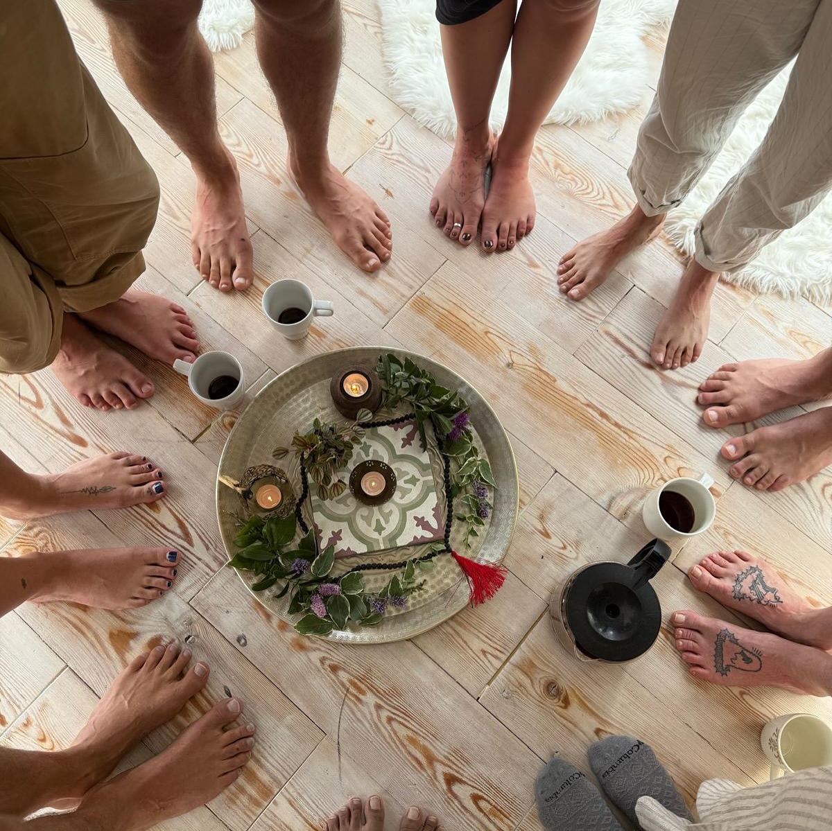 Still feeling the glow from Sunday at Karunika: The Gathering SUMMER 2025āļø
It was such a joy to be part of this beautiful experiment in community, full of breath, movement, music, cacao, and open-hearted connection.
What stood out most was how natural it felt to be together. No pressure, no performance. Just presence.
Whether sharing space in a workshop, dancing like wild rivers, or sitting quietly with cold drink: it all felt deeply human and deeply needed.
Grateful to have offered a little space for it, and even more grateful for what we created together.
This is what community looks like šæ
Letās keep gathering, again and again.
See you for the next one: AUTUM 2025
š§”
Special thanks to the core team: @andreaknotter @balanceworksbytanu @chance.roni @iris_hendrikss @jana_mordhorst @anirosemusic @joyamoments @merakbeingpresent @elena_millionaire @sofiakaloteraki @gifphanie @phillipmorris3 @dj.guatambu and to all the friends and community who co-create with us that lovely day!