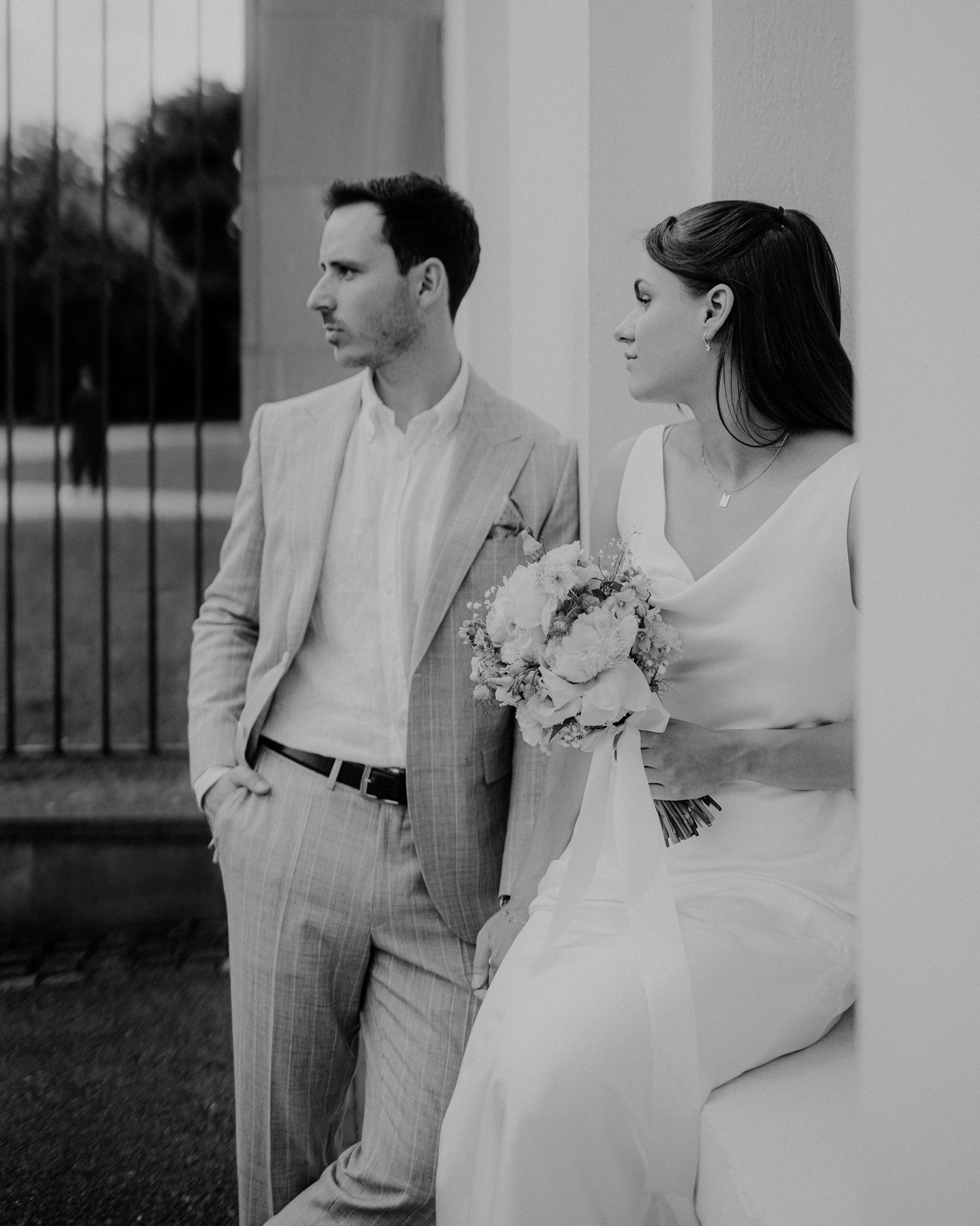 Civil Wedding // J&M ✨🫶🏻
Danke an meine Brautpaare, dass ich die ein oder anderen Fotos hier teilen darf. 🤍
#standesamtessen #standesamtköln #standesamtlichehochzeit #finearts #modernbride #weddingday #hochzeitsfotografin #standesamtfotografie #civilwedding