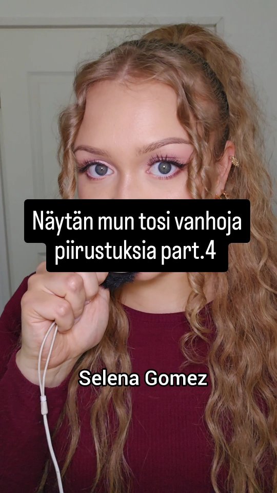 Näytän mun tosi vanhoja piirustuksia part.4✍️🏼✨️ Tässä mun vanha @selenagomez piirustus 💖 Kommentoi haluutko part.5🫶🏼
#drawing #realisticdrawing #art #realisticart #draw #drew #realism #artwork #taide #piirtää #piirtäminen #realistinen #artist #rinamariah #selenagomez