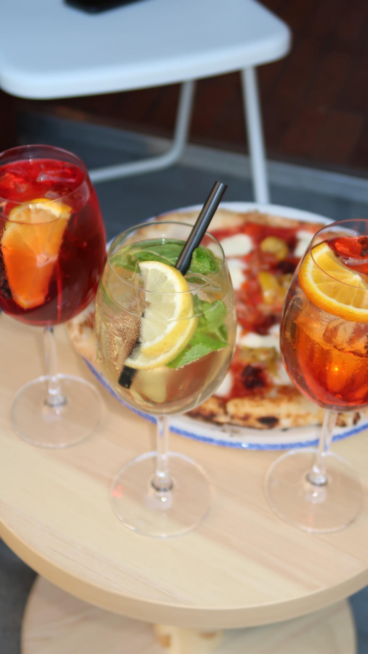 Balet? Ano. Spritz? Taky ano. Smysl? Už dávno neřešíme 🤭🍹 #ballerinaspritzettina #italianbrainrot