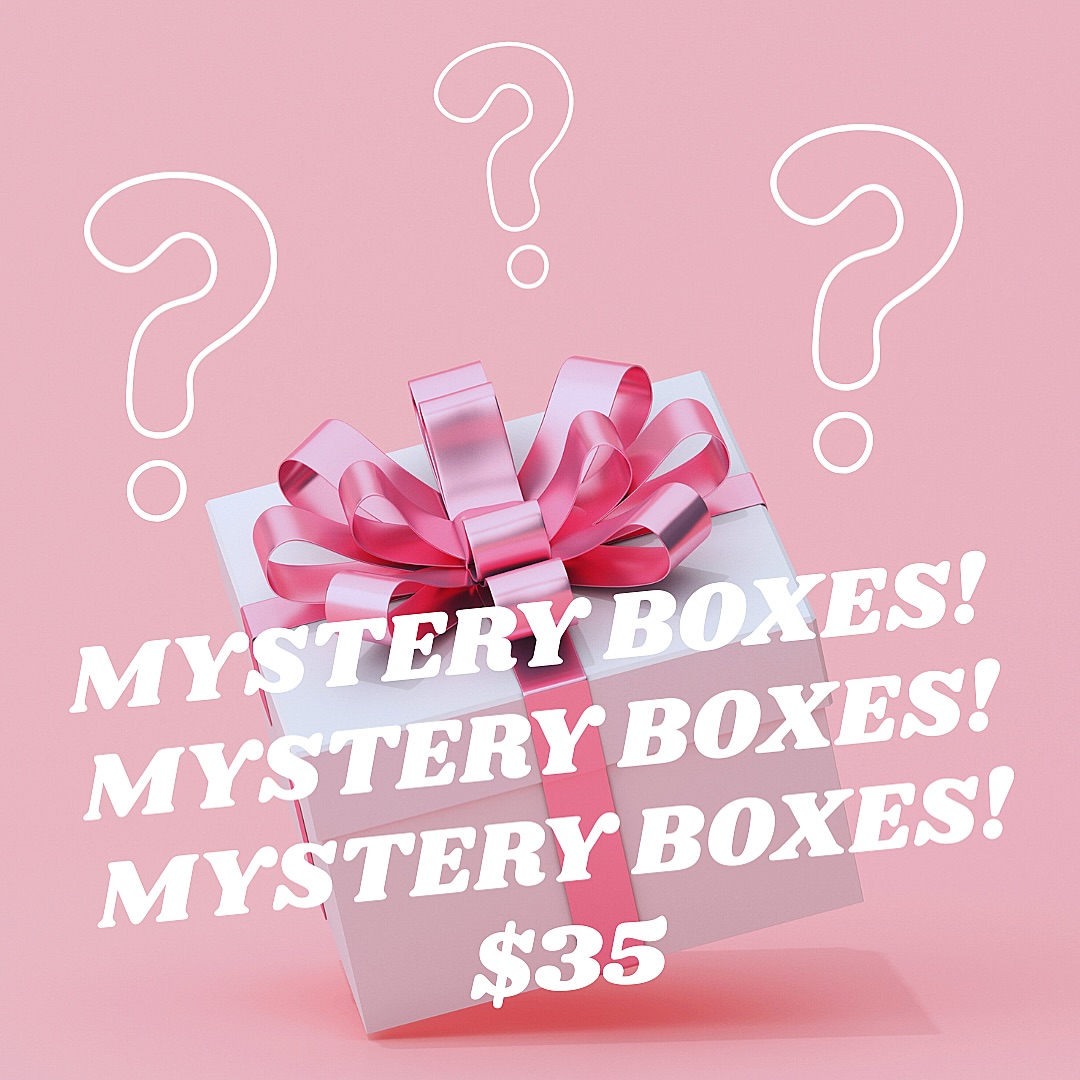 ACT FAST ‼️ It’s our LOWEST PRICE EVER! Grab a box a dozen mystery cake pops before they’re gone! Guaranteed to have at least one specialty flavor inside! 🙊 DM to claim yours or text us at 732-963-7432 🩷
•
•
#mysterybox #cakepops #newjersey #yum #smallbusiness