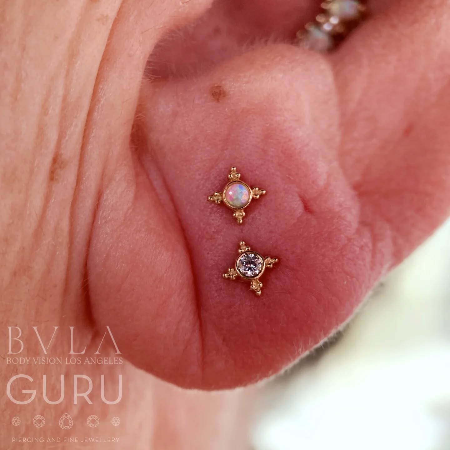 Double the sparkle, double the style ✨
Stacked lobe we did a little while ago featuring @bvla solid 14kt yellow gold Mini Kandy
dreamy white opal on top, dazzling white CZ below
💎🌟
Elegant, timeless, and totally extra.
Styled by Gem, pierced by Franki•
•
•
•
•
•
•
•
•
•
•
•
•
•
•
•
•
#ukapp #safepiercinguk #newpiercing #earpiercing #piercing #bodypiercing #brighton #brightonpiercer #beautiful #piercingjewelry #highquality #shopsmall #shopindependent #shoplocal #northlaine #thelaines
#lobepiercings #bvla #bvlalove #minikandy #bvlaminikandy #goldpiercing #14kt #gold #yellowgold #stackedlobe #lobepiercing #doublelobe #ukappmember