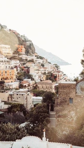 Something has been quietly brewing behind the scenesâŚ
A sacred space.
A circle of breath, beauty, and becoming.
A place to lay it down the masks, the expectations, the stories that no longer fit.
If your soul has been whispering for pause, presence, and permission to feelâŚ
This may be for you.
đż Comment RETREAT and Iâll send you the details.
This is for the person whoâs ready to return to themselves.
Not to be fixed, but to be met.
Youâre not broken. Youâre becoming.
#retreatyourself #breathworkjourney #somatichealing
#traumainformedhealing #healingretreat #nervoussystemsupport #breathworkretreat
#innerwork #emotionalalchemy #healingspaces #spiritualretreat
#feminineenergy #slowlivingmovement #subconscioushealing #energymedicine
#theinnerplayground #embodiedliving #resttorise