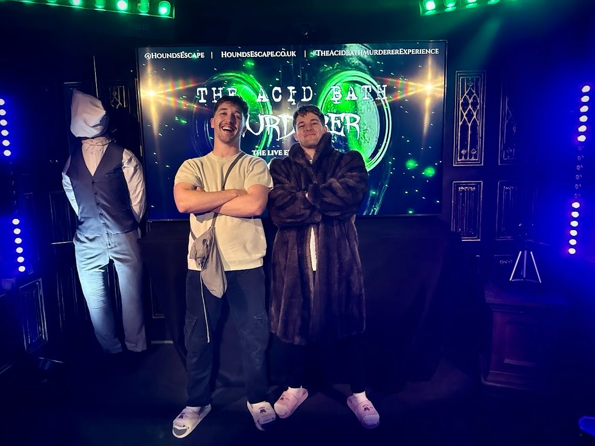 Come witness a true story you won’t soon forget 📖
Will you emerge smiling like these gentlemen? Or will it leave a stain on you that can’t be washed away?
October tickets now on sale for The Acid Bath Murderer Live Experience at Hounds.
🔪 The Ultimate True-Crime Experience
📍 45 mins from Central London
📆 Book tickets in advance!
🎟️ Ticket link in bio 🎟️
@HoundsEscape
#LeaveRealityBehind
#TrueCrime #ImmersiveExperience #LondonAttractions #ThingsToDoInSussex #halloween2025