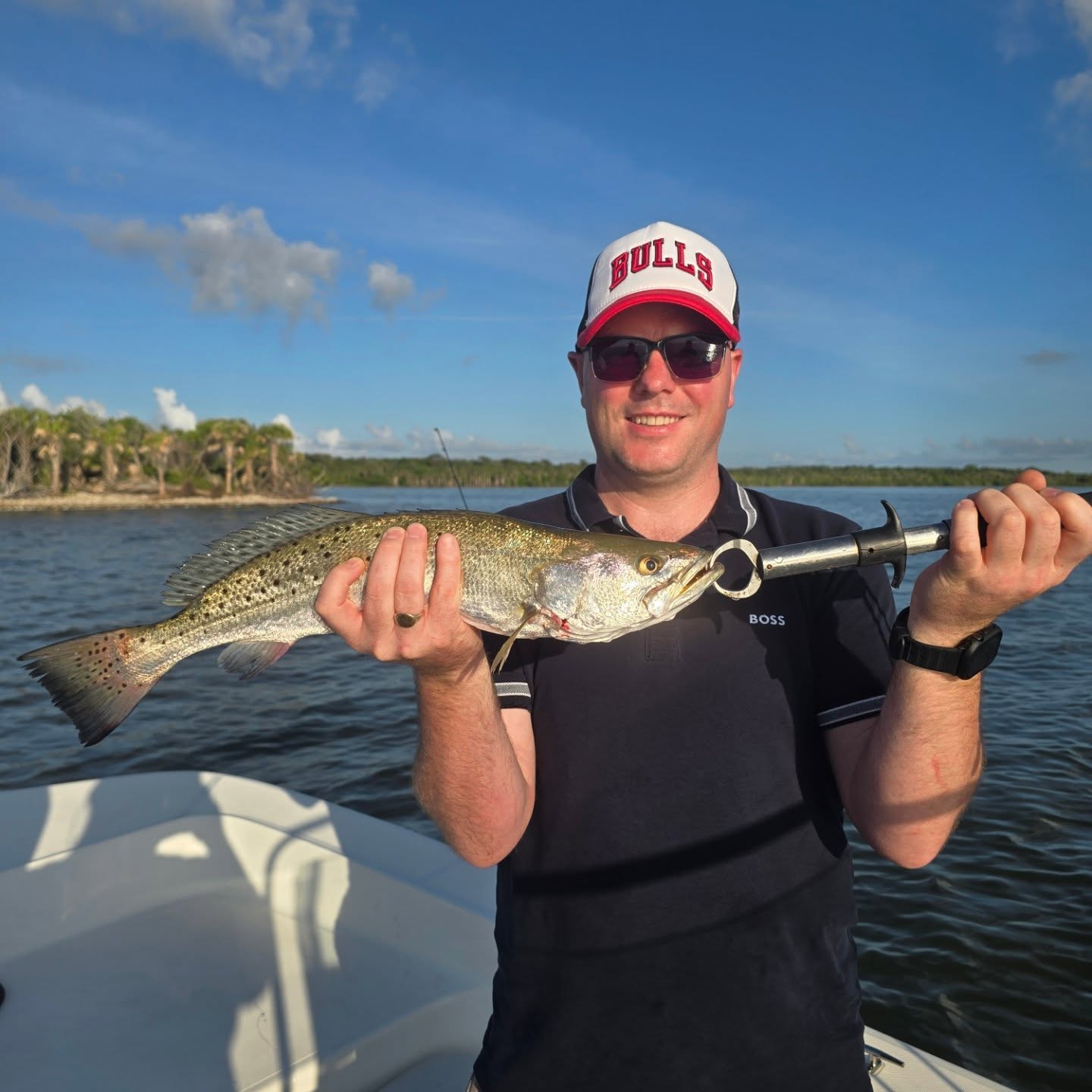 The bite is on... call me
to get in on the action!!!! 386-214-3530 #coderedfishingcharters #floridalife #floridafishing #floridafishingproducts #newsmyrnabeach #buckedupapparellc #sordknives #xtratufboots #kto_customrods www.coderedfishingcharters.com