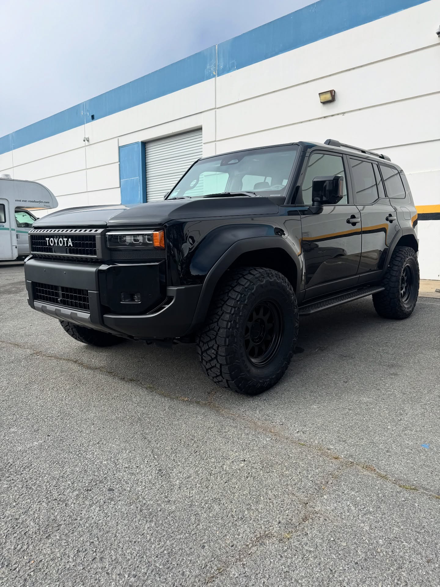 PTS BUILT
2025 Toyota Land Cruiser
Repeat customer came in for the following:
•Wescott Designs 2” Preload Collar Lift Kit
•35x12.5r17 Toyo RT Trail Tires
•17x8.5 Method MR316 Matte Black Wheels
Thanks Justin for your continuous support!!
#pts #ptsbuilt #precisiontruckspecialties #wescottdesigns #toyotires #methodracewheels #toyota #landcruiser