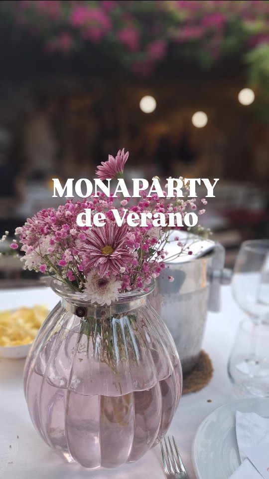 #monaparty de verano 💃☀️
.
#monapart #otramaneradehacerinmobiliaria #monaparters #buenagente #barcelonarealestate #inmobiliaria #cenadeverano
