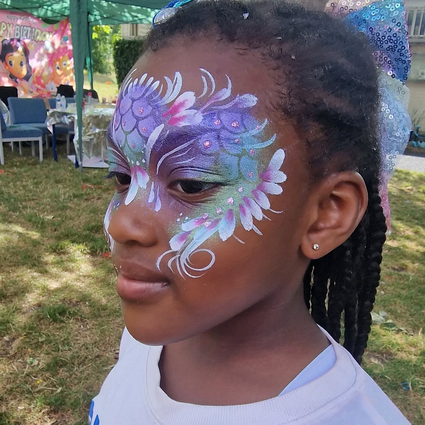 Summer mermaid πβ€οΈ
.
#facepaint #facepainting #makeup #mermaid #facepaintingfun #facepaintmermaid #londonfacepainter #entertainer #facepaintlondon #artycatfaces #artycat #mermaidvibes