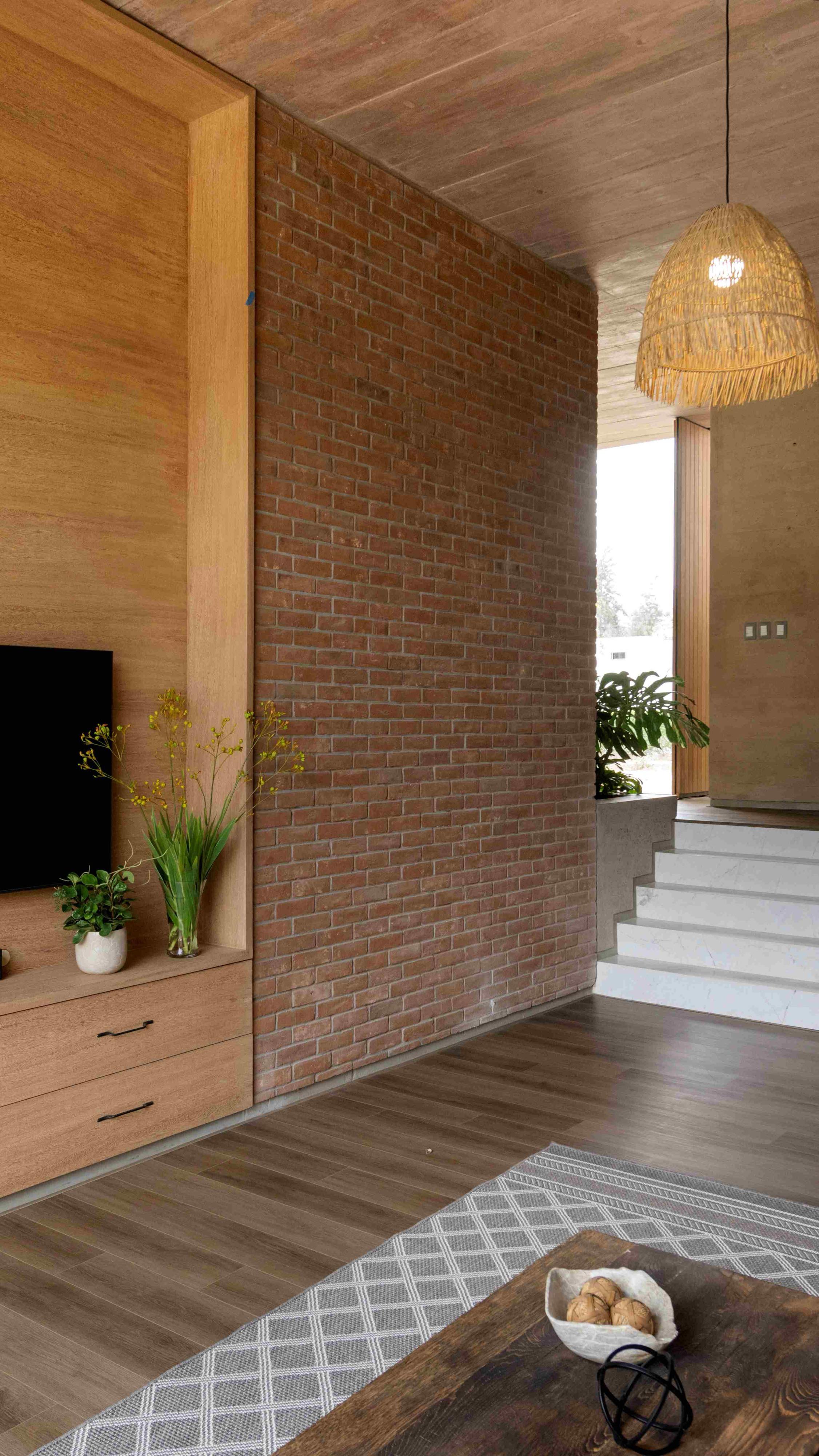 La reciente edición de D+ trae mucha información y el concurso de varios arquitectos, diseñadores y artistas del medio como:
@mesarina.clark.arquitectas
@bofillarquitectura
@robertoriofrio
@rodrigomartinezarq
@manuelramyrig
@decostudio_peru
@karlachmd @paulavecco
@arqnicolef @nfa.arquitectura
@gisellabuendia.arq
@columnanegra
@mario.blaustein @matteria_shop
@rauengarbers
@bbiglieriarquitectos
@lee_arquitectos
@micaelapuertas.arq
@alexandraariasarquitectura
@onetoestudio
@luisescobarinteriorismo
@atenaspatron.arqinteriores
@rociopugadesign
@cu_interiors
@larimavila_home
@creandoconmichelleflechelle
@joso__designs @joseluisbarbozagubo
@henriodtresierra
@renzoboggio @renzoboggio_studio
@gam_klutier
@makindu75
@messefrankfurt_peru