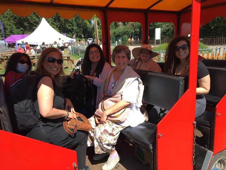 We always love exploring different locations. Arts, culture, history, science, nature, or simply places that can give us moments of joy where we all feel connected and in rythm. Here a few images of our first gatherings after the lockdowns in 2020-2021.