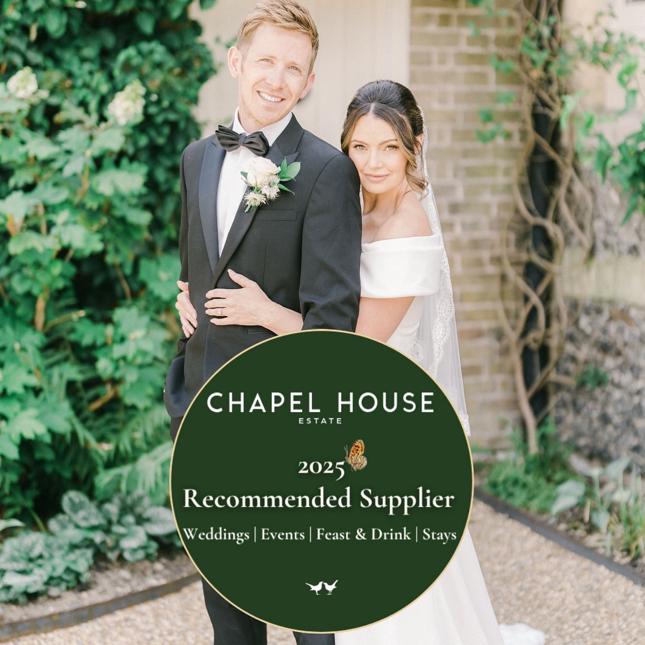 🤍 @chapelhouseestate Recommended Supplier 🤍
I am so honoured to be a recommended supplier for the beautiful Chapel house Estate🥰 I first came to this venue back in 2022 for a shoot with @charlenewebbphotography and it has been so lovely to see it grow over the years and become one of the most popular venues in Kent!! I have glammed many beautiful brides and bridal parties here and can’t wait to continue coming back🤍 It’s also super important to me to love a venue not only for its look and vibe but also the people. I feel so welcomed every-time I come here and cannot speak highly enough of the lovely co-ordinators helping you with your special days✨
#chapelhouseestate #kentweddingvenue #kentweddingsuppliers #recommendedsupplier