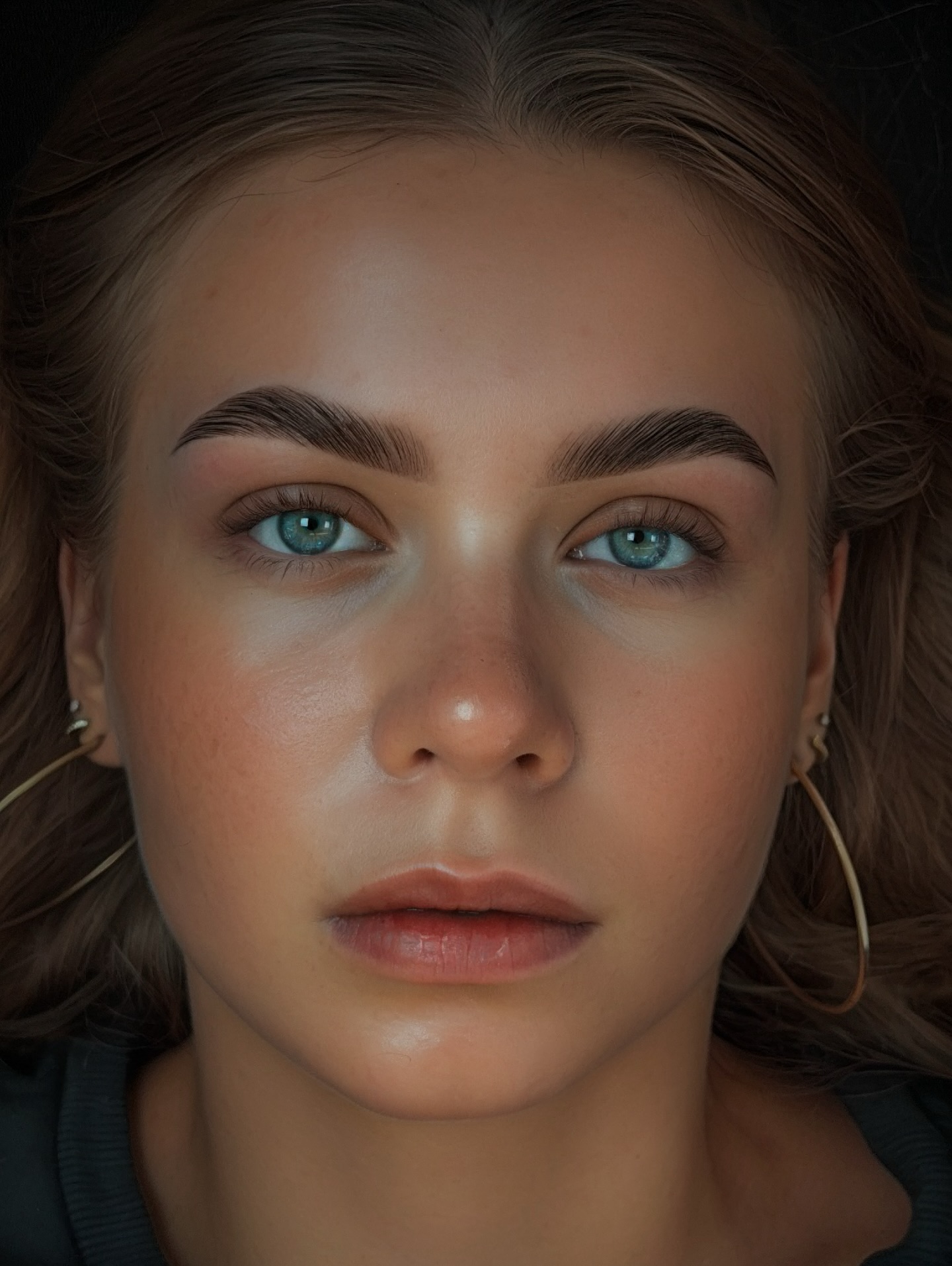 ✨ Brow Lamination Transformation ✨
Swipe to see the magic!
📸 First photo is slightly edited to highlight the final look. Second photo shows the real result with minimal editing. just a clean, natural glow.
Say goodbye to messy brows and hello to lifted, fuller arches! 💫
#BrowLamination #BrowGoals #BeforeAndAfter #NaturalBeauty#dollsbeauty#amstelveen