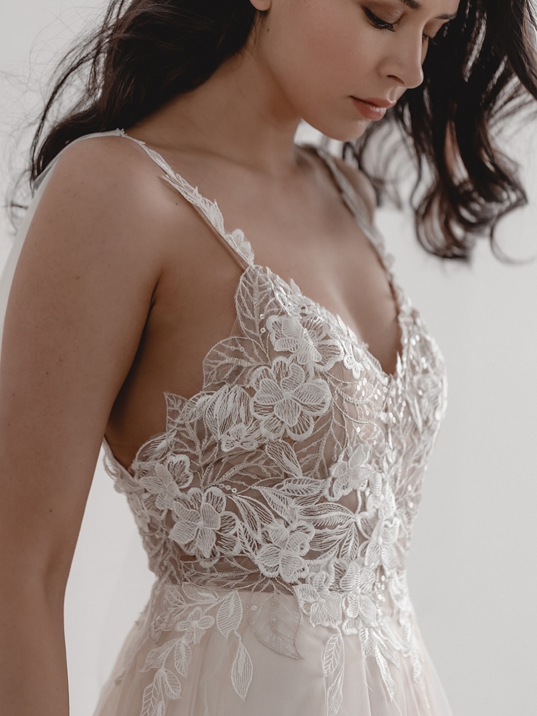 Dress Elliot 🤍
Eine wunderschöne zart fließende A-Linie mit vielen liebevollen Details.
Dir gefällt dieses Design ?
Dann solltest du deinen Anprobetermin bei mir vereinbaren. 🫶
Hier gehts zu deinem ganz exklusiven Termin
⬇️
www.brautmoment.at
#bridetobe #wedding #braut #brautmode #vorarlberg #feldkirch #dresses #weddingdress #hochzeit #love #hochzeitskleider