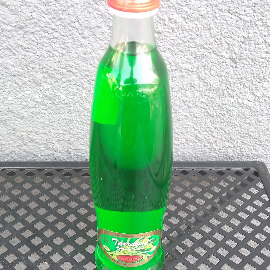 My Armenian soda....isn't it pretty?!!!😍