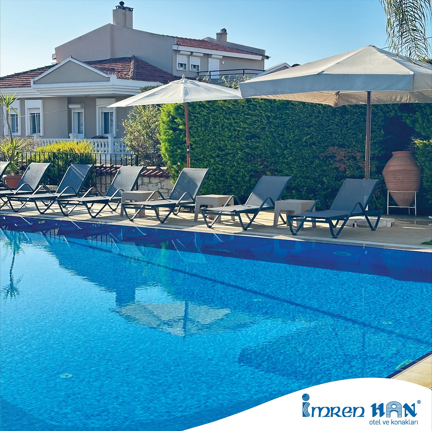 İmren Han Otel ve Konakları özenle tasarlanmış ambiyansıyla sizi eşsiz bir tatil deneyimine davet ediyor. 🌞🏡
Rezervasyon için bize ulaşabilirsiniz:
📞 0 (232) 716 6002
📞 0 (539) 664 3000
1941’den bu yana, aynı özenle… 🤍
#alacati #butikoteller #alaçatıotelleri