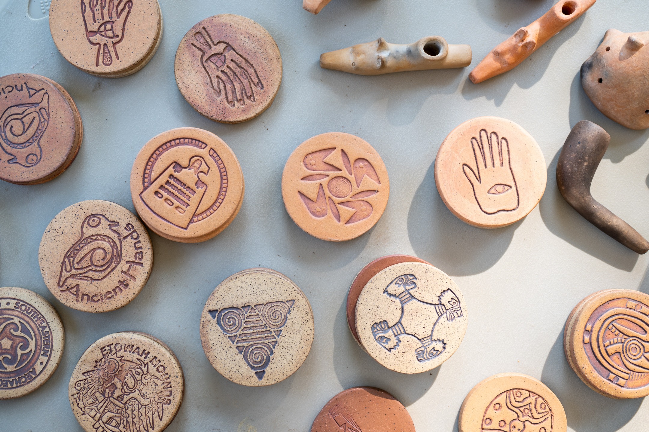 We know the 33rd annual #OcmulgeeIndigenousCelebration is going to be one to remember, and we would love to have your support!
Head to the link in our bio to check out our sponsorship opportunities and follow the steps to support our @ocmulgeeindigenouscelebration at @ocmulgeemoundsnps this September!
📸 : @stephncook
#OcmulgeeMounds #MaconGa #MaconGeorgia #SupportArtists