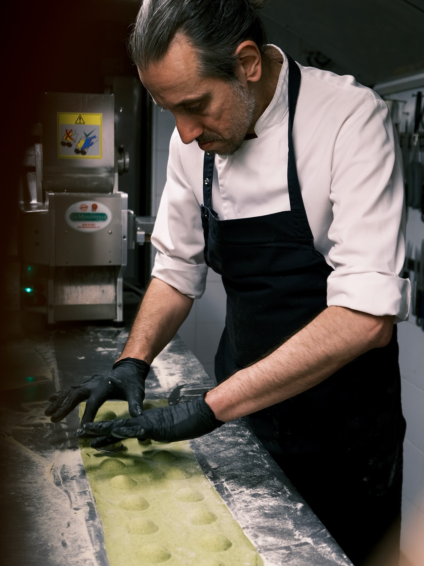 Saviez-vous que toutes nos pâtes et raviolis frais sont faits à la main tous les jours en interne ?
.
L’Enoteca
25 Rue Charles V
75004 Paris
.
📸 @persoverso
.
#lenoteca #paris4ème #