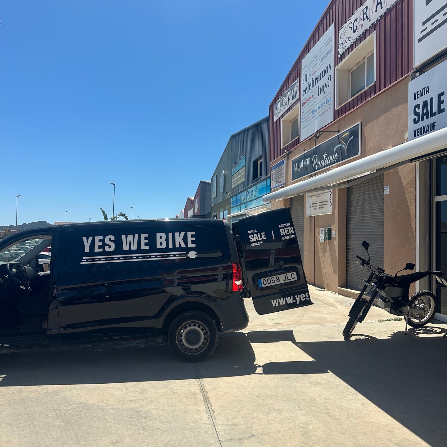 Yes we pick up and drop off your bike!