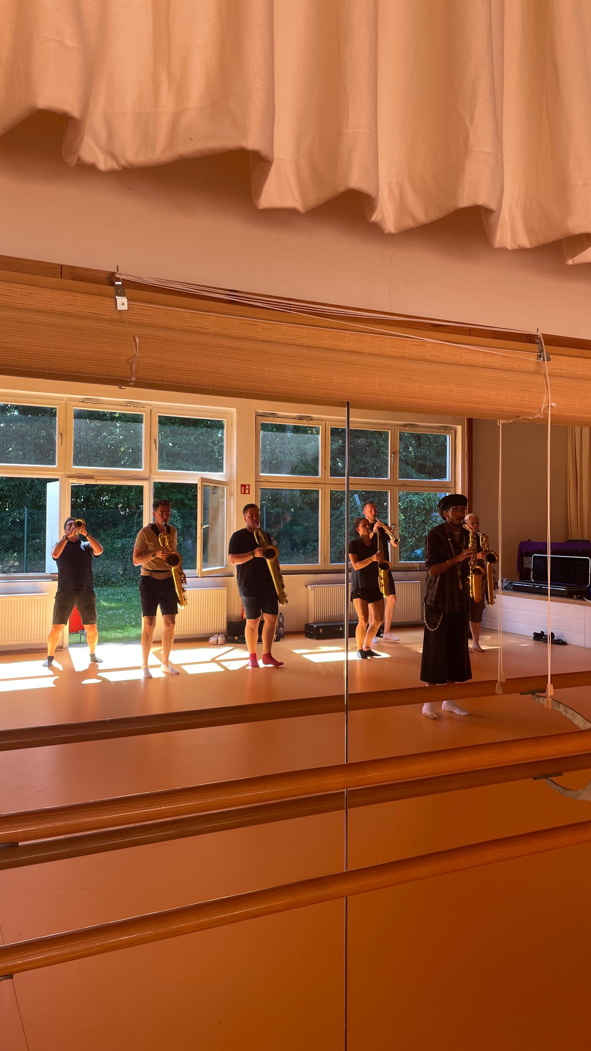 🎷🦓😵💫🌀
#zebras #brassband #diezebras #sax #saxofone