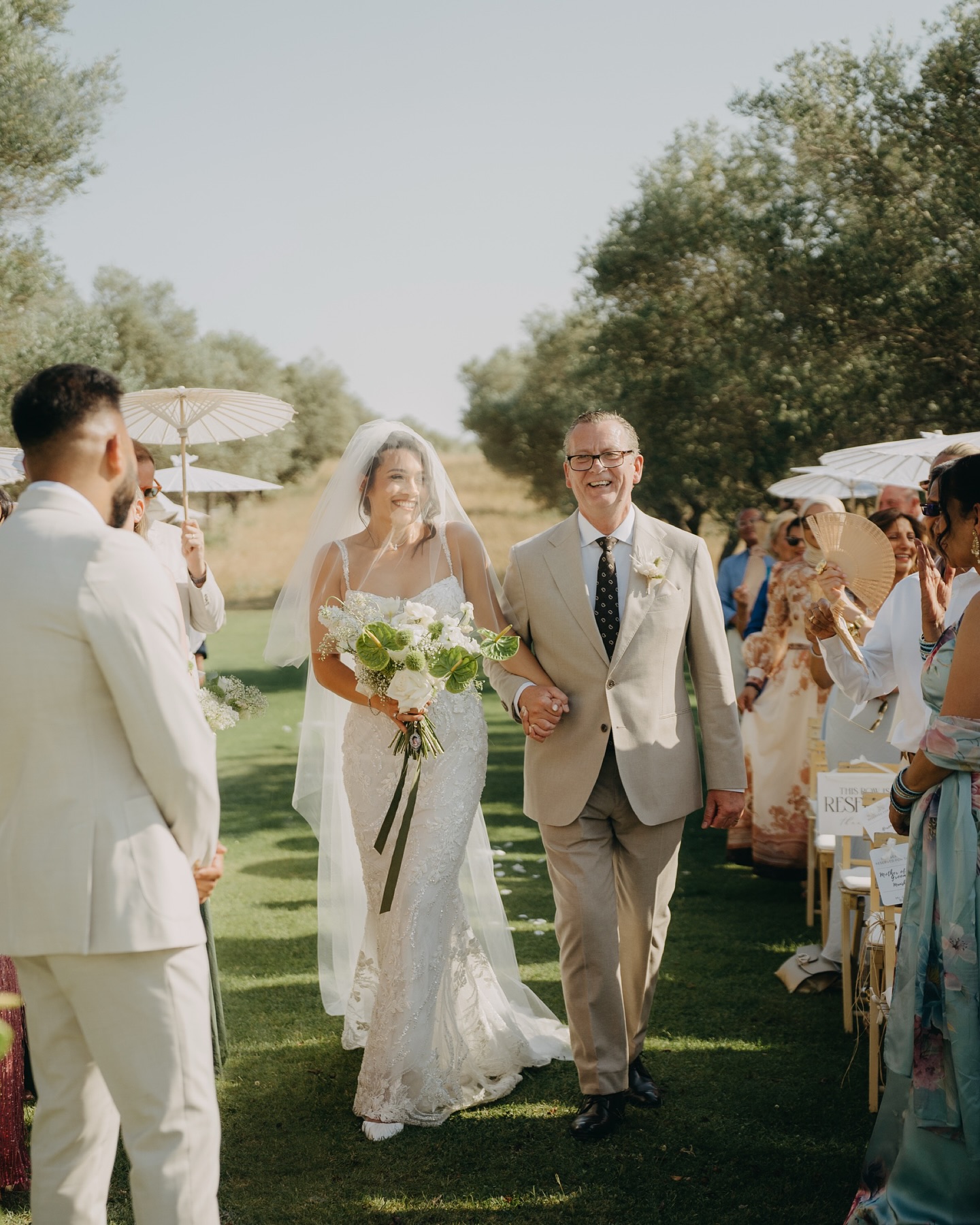 G + J
A royal-level heatwave.
A castle.
And somehow they still looked flawless.
.
.
@creative_and_love @hotelcastellemporda @ramsnroses @olya.kobruseva @reelamorstories @kamalevents @opera_lloguers @gintoniccat @agatajuliamua