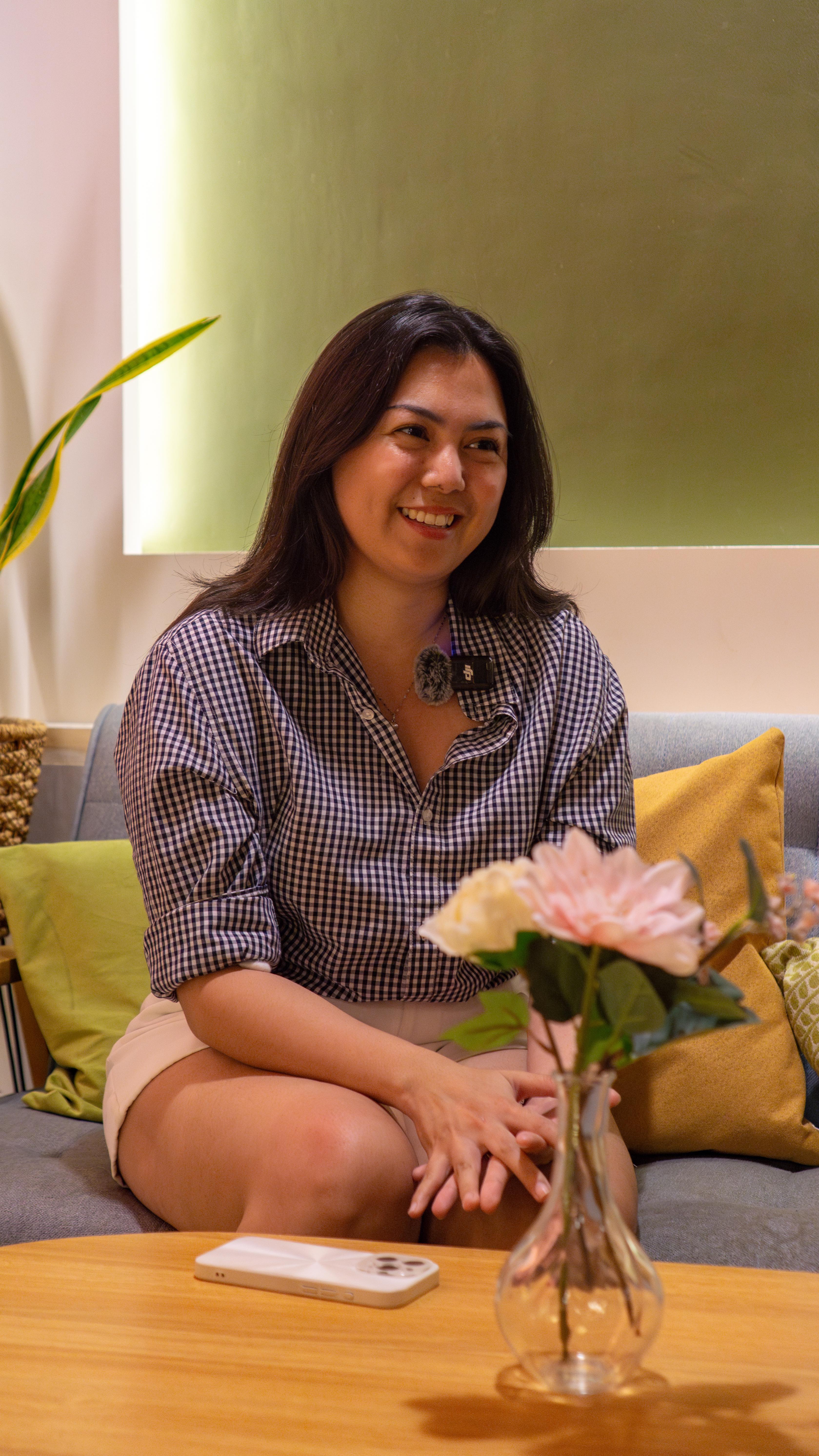 "I didn't expect that, you know, I thought namaligya ra mi'g coffee, but then now, we're like part of their lives na" - Jacque of @flinderslanecafe
#StoriesAroundTown #MakersofMidtown #CebuCity