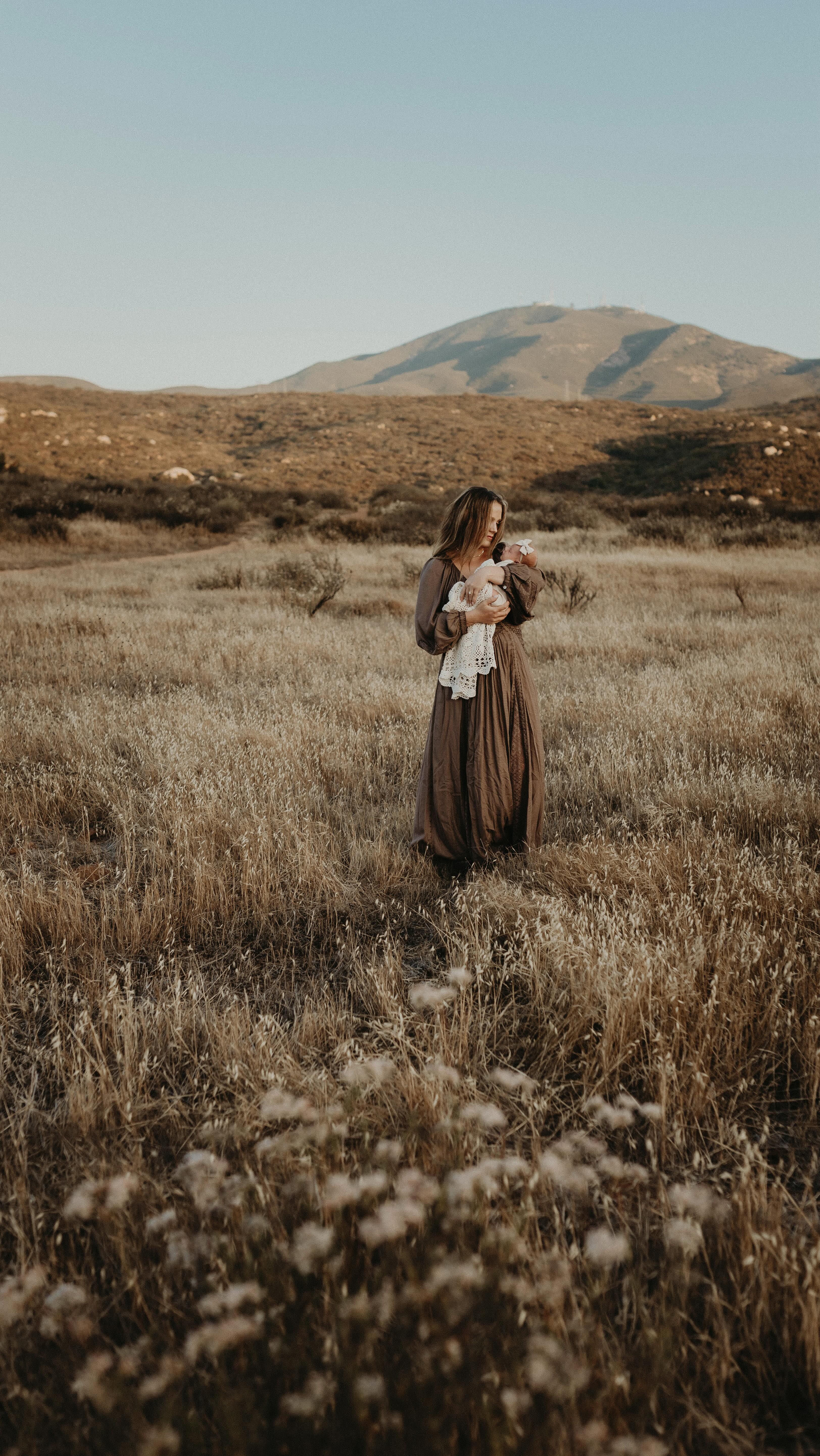 Love in its purest form. 🤍
#sandiegophotographer #sandiegonewbornphotographer