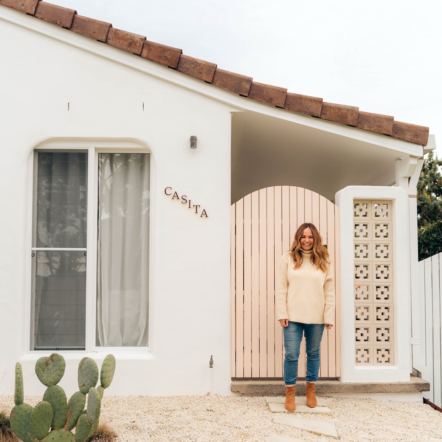 Building a business is like building a houseâŚ
If the foundation isnât strong, nothing you try to build on top of it will last.
Iâve seen it time and time againâbrands hustling to post, sell, grow⌠without first getting clear on their vision, message, or structure.
Your foundation is your clarity.
Itâs your why, your systems, your story, and how you show up.
When we work together, I help you strip things back, get grounded, and rebuild with intentionâso what you create is solid, scalable, and aligned with you.
If youâre feeling stuck, overwhelmed, or ready to see things in a new way, Iâm here. Letâs clear the clutter and build something that actually works for you.
DM me or click the link in bio to book a 1:1 session.
#TheLifeStyleEdit #SmallBusinessCoach #CreativeDirection #BrandStrategy #BusinessFoundations #WorkWithHeidi