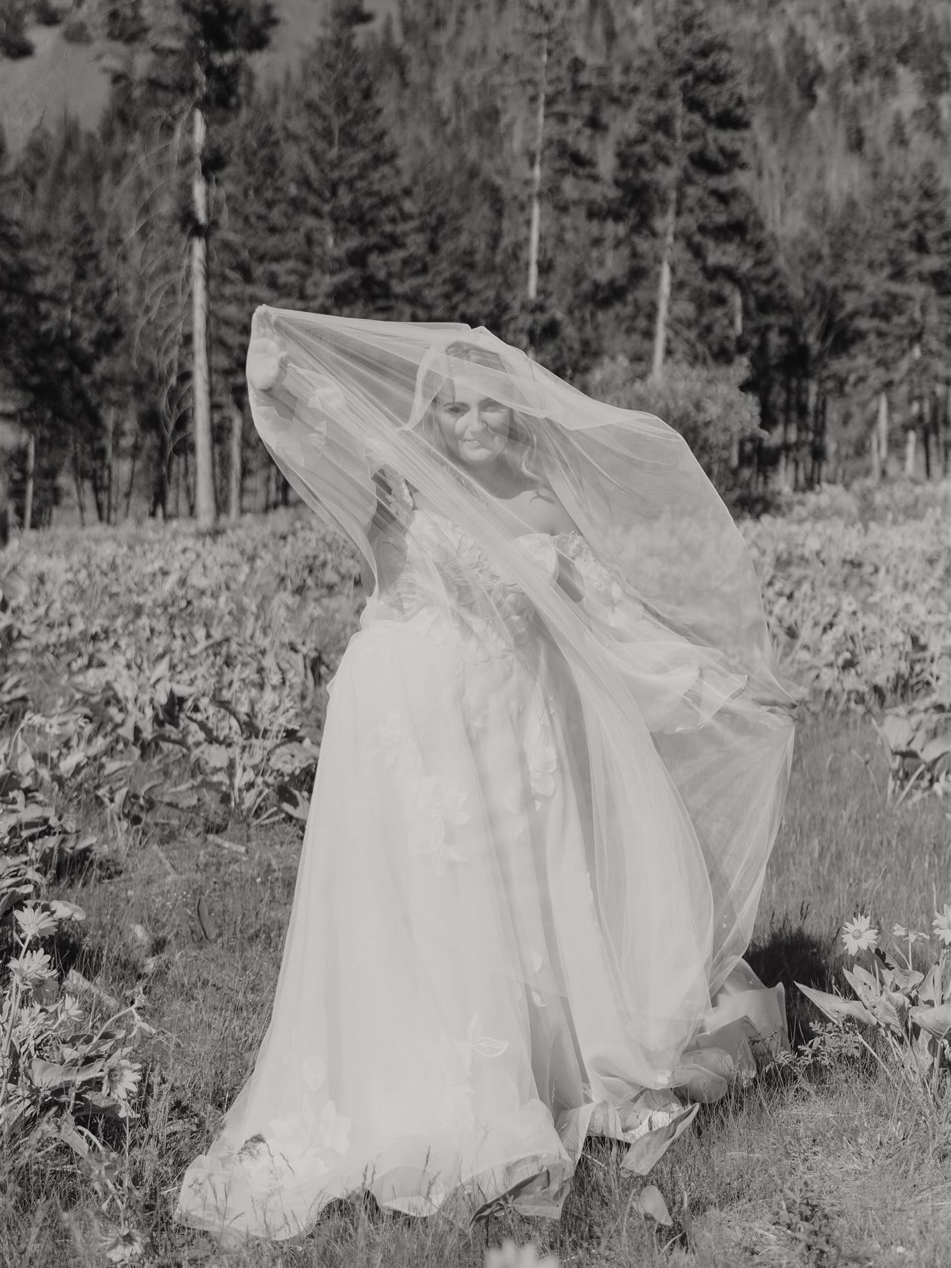 Simply obsessed with every moment of this day.