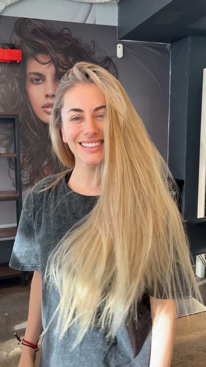 Lindo trabajo para nuestra preciosa Miss @katap_oficial ✨
Nos encuentras en 📍Carlos Antúnez 2015, esquina Pedro de Valdivia metro Pedro de Valdivia Providencia❤️