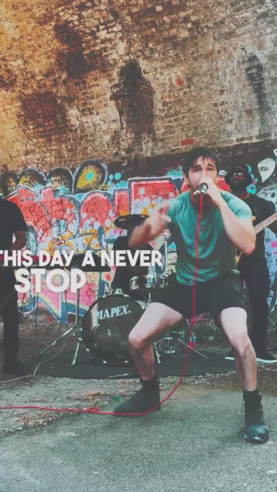 I do love London in the summer time…‘Summer heat makin’ us forget about type’- Soaking up that late evening summer haze when a 2 starts looking like a 10. I SAW YOU LOOKIN’ 🥵
Who can guess what london borough Im describing…
#reggaemusic #rootsreggae #thewisebloods #london #blueborough #londonsummer