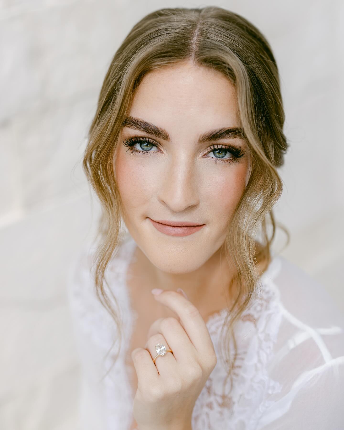 Gorgeous Leigh 🤍
MUAH @bysandymendez
PH @moni_adri_photography
Video @frameweddingfilm
Venue @impressionbysecretsislamujeres
WP @soontobewedding
Decor/ Rentals/ Florals @canteiroweddings
Gown @inesdisanto
Shoes @badgleymischka
Jewelry @ringconcierge
Travel agent @yellowumbrellaevents
#islamujereswedding #cancunwedding #playadelcarmenweddings #tulumwedding #makeupcancun #bridalhair #bridalmakeup #bridalbook #luxurydestinationweddings #beachweddings #bysandymendez #naturalmakeuplook #lowupdo #relaxedupdo