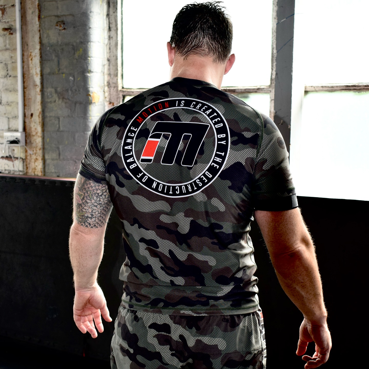 Motion is created by the destruction of balance.
@baggaz10 wearing the Predator full no Gi set @gorilla_grappling_academy
#thepredator #motionbjj #teammotion #BJJ
#Grappling #NewCollection #LaunchDay #FightGear #applythepresure #nogi #Submission #fyp #fitfam #bjj #mma #wrestling #Submissiongrappling #fighter #presure
#nogi #Submission #fitfam #bjj #mma #wrestling #Submissiongrappling #fighter #Apex #predator