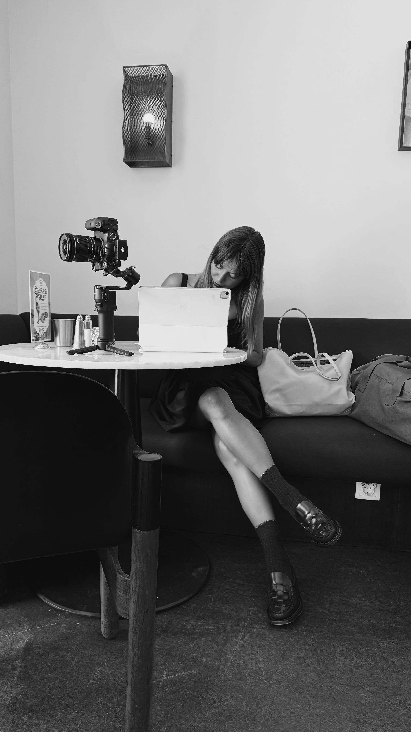 “I want to go there! There is a place!” - BOB PROCTOR ON DECISION - dissatisfaction is such a creative vibration to get in…🤖 #bobproctor #decision #creativevibration #lisbonrealestate