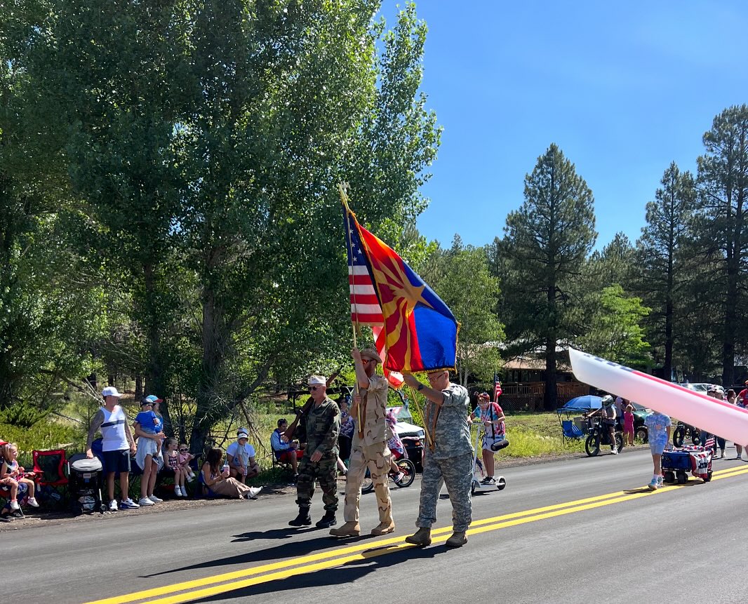 The parade was amazing! Thank you to everyone who made it special for our small town on Munds Park!! #mundspark
