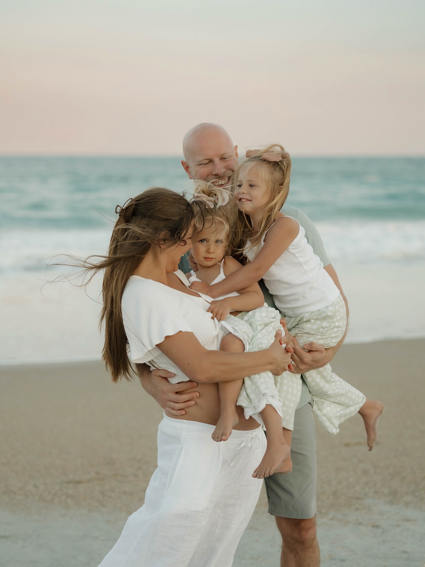 Picture perfect sunset with the most kind & loving family!! ๐ So many families will say that โthis is their first time doing photosโ and they need guidance/direction. The thing I LOVE about family photos is that itโs just YOUR love, personalities, and relationships being candidly captured. Itโs a little direction from me and then the natural reaction from you guys to create a gallery that feels like YOUR family ๐ค I think the love this family has for each other is pretty clear through these!!
#wrightsvillebeachphotographer #wrightsvillebeachphotography #wrightsvillebeachfamilyphotographer #wilmingtonncphotographer #wilmingtonncphotography