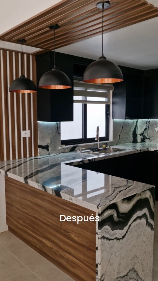 El proceso siempre parece desastroso pero no lo es ♥️
Aun le hace falta las fotos decorada y se verá 10/10
#diseñodeinterioresmexico #micocinasoñada #interiorescuu #interiorismomx #kitchendesıgn #diseñodecocinas
