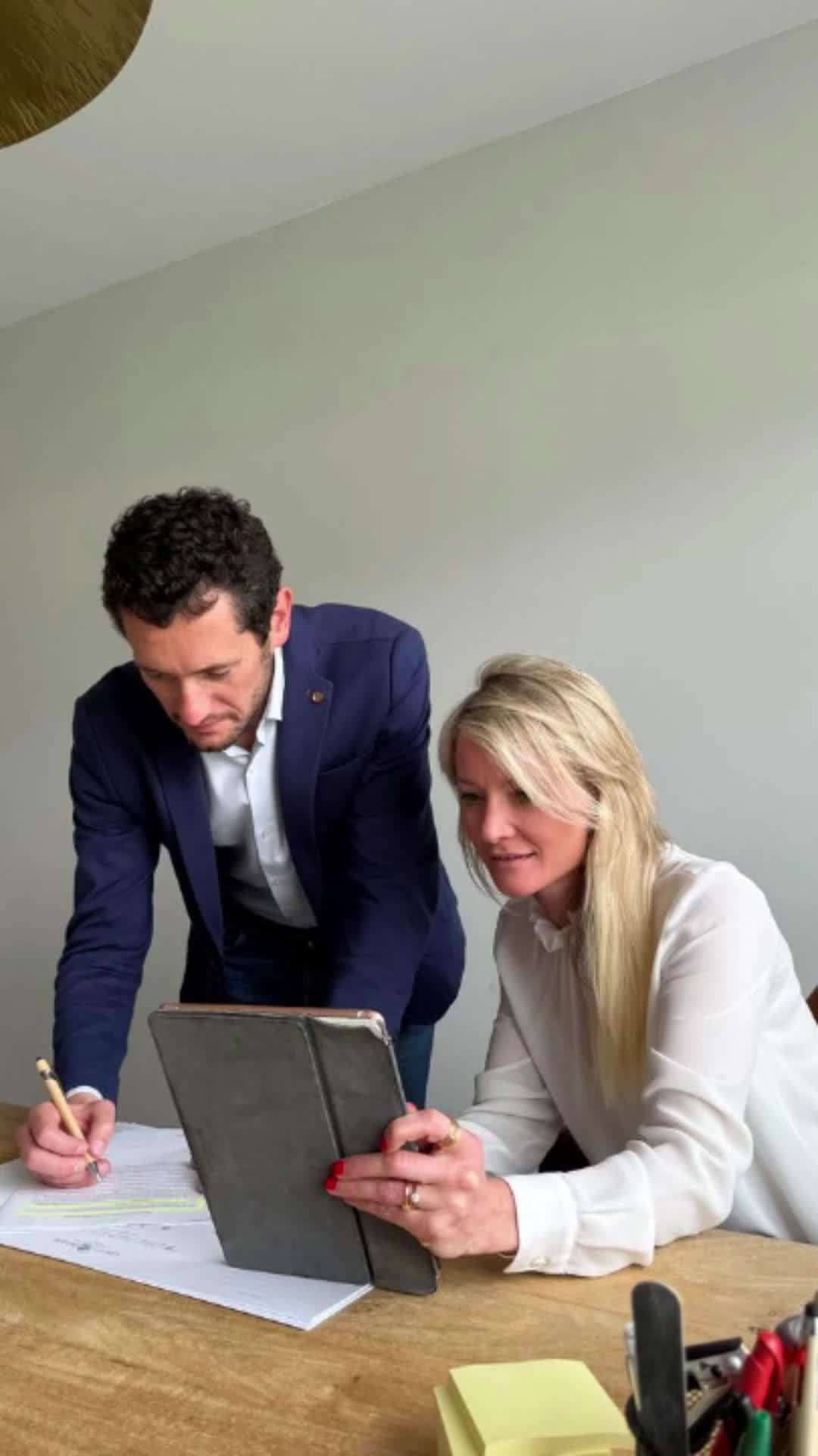 ๐ง Vous ne souhaitez pas รชtre placรฉ sous #tutelle ou #curatelle, mais ๐๐จ๐ง๐ฌ๐๐ซ๐ฏ๐๐ซ ๐ฅ๐ ๐ฆ๐๐ขฬ๐ญ๐ซ๐ข๐ฌ๐ ๐๐ ๐ฏ๐จ๐ฌ ๐๐ก๐จ๐ข๐ฑ ๐ฌ๐ข ๐ฃ๐๐ฆ๐๐ข๐ฌ ๐ฏ๐จ๐ญ๐ซ๐ ๐ฌ๐๐ง๐ญ๐ฬ ๐ฏ๐๐ง๐๐ข๐ญ ๐ฬ ๐ฌ๐ ๐๐ฬ๐ ๐ซ๐๐๐๐ซ ?
Le mandat de protection future est fait pour รงa ! Dรฉcouvrez-le dans ce rรฉel.
๐๐ผ ๐ฉ๐๐๐๐๐ ๐
โ๐๐ ๐๐๐๐๐๐ ๐๐๐๐ ? ๐ต๐๐๐๐ ๐๐๐๐๐๐๐ ๐ณ๐ฉ๐ช๐ณ ๐๐๐ ๐๐ฬ ๐๐๐๐ ๐๐๐๐ ๐๐๐๐๐๐๐๐๐๐๐.
#Mandatdeprotectionfuture #Prรฉventionjuridique #Prรฉvention #Succession #LBCLAvocats #Droitdespersonnes #Anticiper #Protรฉger #AvocatsCaen #AvocatParis #Avocats #Normandie #Succession #Indivision #Patrimoine #Mandat #Caen #Paris