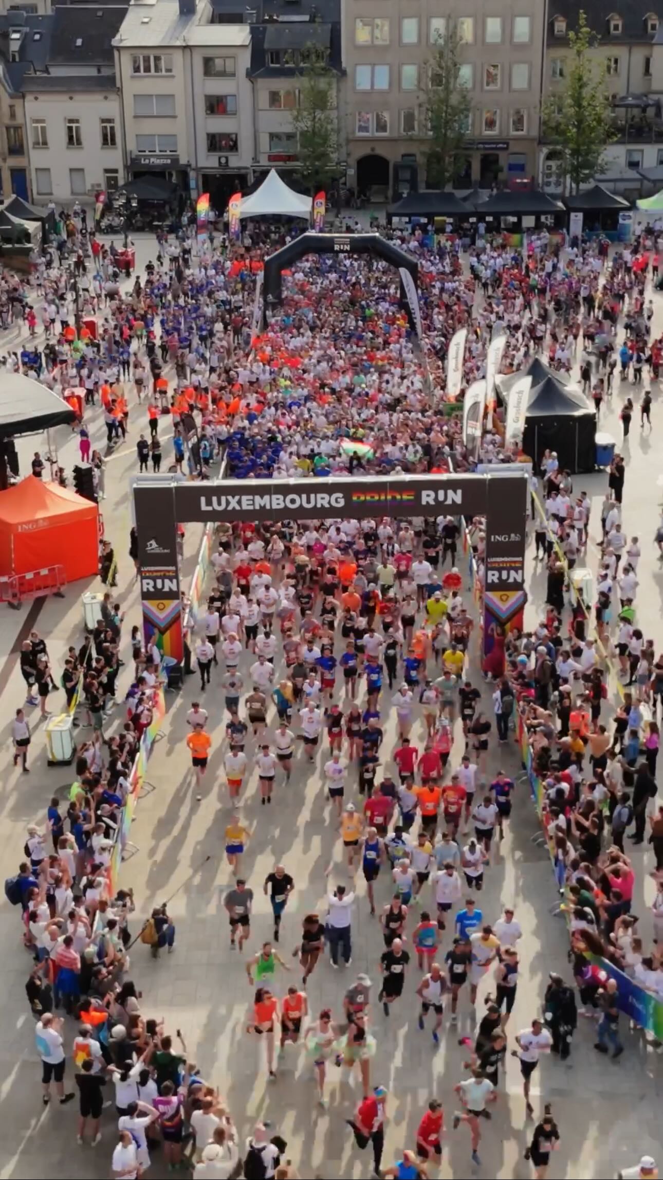 FRIENDS’ RACES
@luxembourg_priderun
The Luxembourg Pride Run is happening next week, on Thursday, 10 July! 🏳️🌈
This is a non-timed race with distances of 5K, 10K, or a Kids Run, all to celebrate diversity and inclusion.
There are still a few bibs available — register now at
https://www.luxembourgpriderun.lu