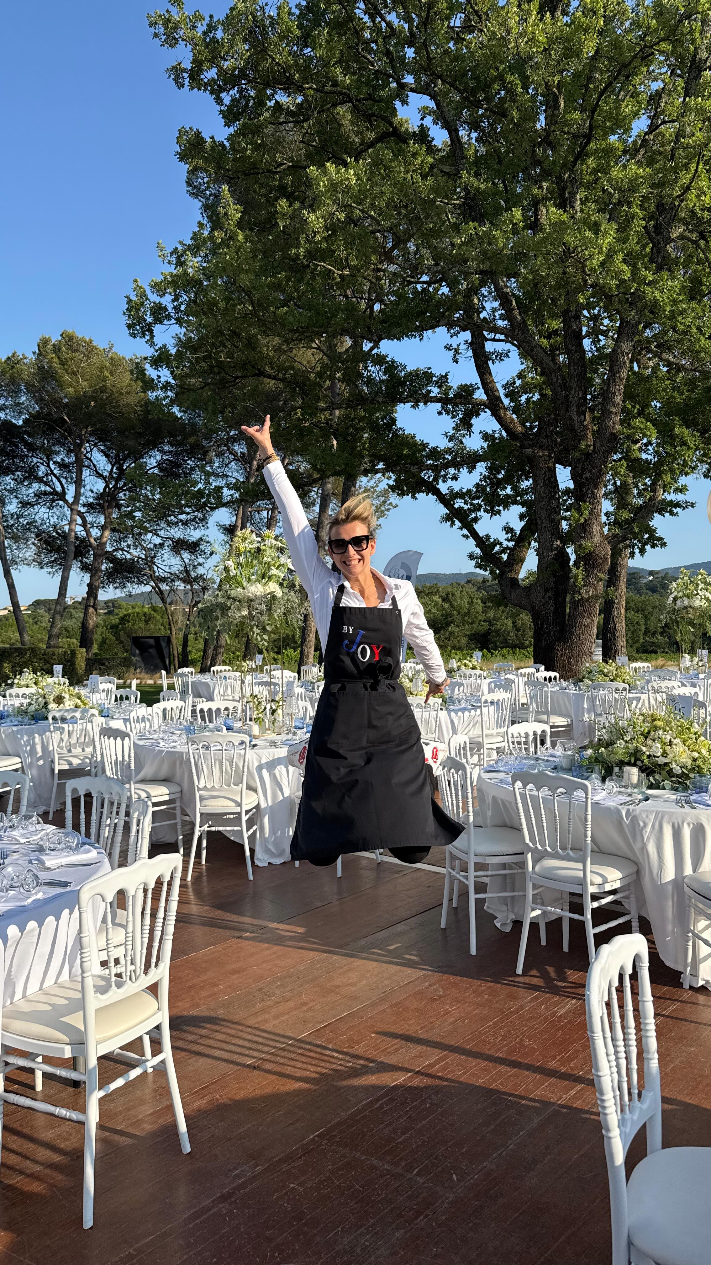 Organiser. Sublimer. Réunir.
Un gala où chaque détail compte. ✨
📍 @chateausaintmaur
#byjoytraiteur #caterings #golfedesaintropez #chateausaintmaur #provence #domainerogerzannier #domaineviticole #catering #galadinner #eventplanner #évènementiel #traiteur #traiteursainttropez