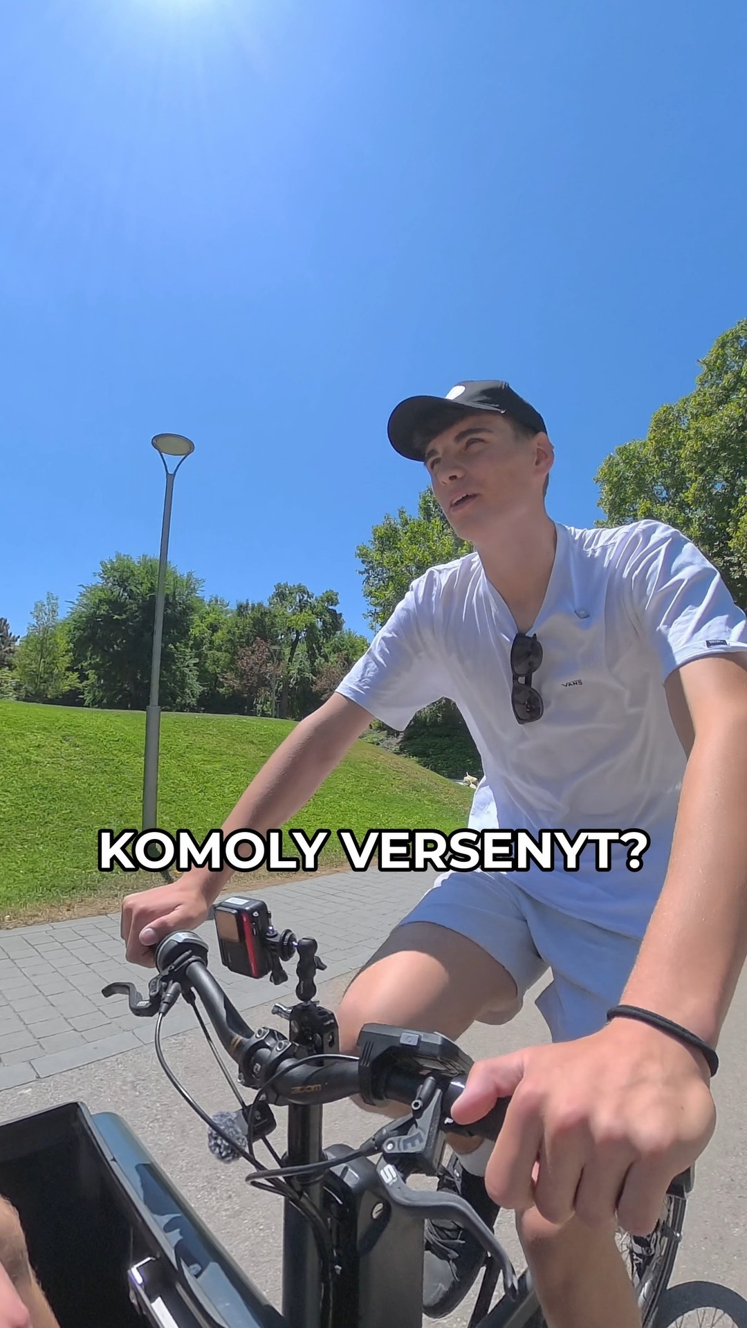 Te hány percig bírnád?
#wantopfutár #wtf #futár #futárszolgálat #munka #kiszállítás #munkalehetőség #gyorsfutár #szállítás #bicikli #delivery #biciklisfutár #deliveryguy #cyclinglife #deliveryheroes