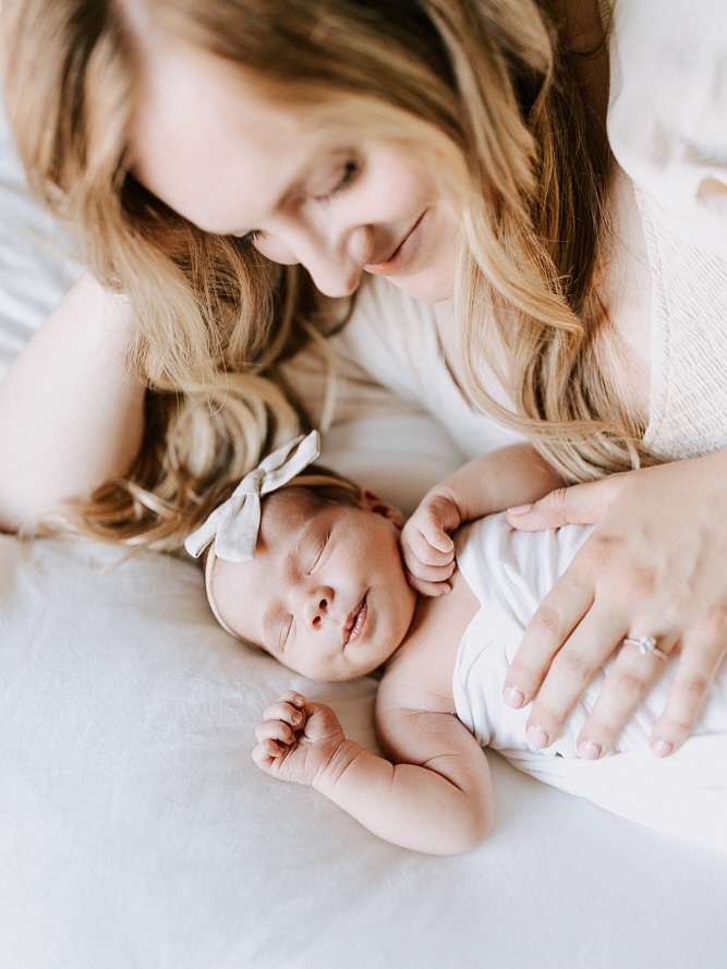 That pouty little lip pucker is an expression to stop and marvel at before it passes during those newborn days. I love that I capture these sweet memories for families. The smallest expressions can bring the biggest joy. 💕 Marley sure is a doll!
#greenvillenewbornphotographer
#upstatescphotographer