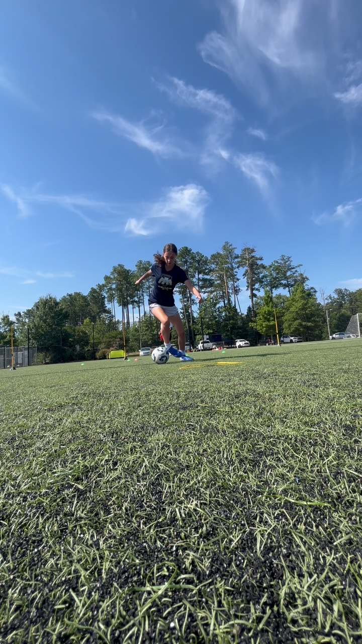 Ryan came out 🔥 this 4th of July morning! Putting in the work while everyone’s still sleeping. 🇺🇸💪
#FourthOfJulyGrind #4thOfJuly #IndependenceDay #MorningSession #SoccerGrind #PlayerDevelopment #PuttingInWork #SoccerTraining #USA #HardWorkPaysOff #NoDaysOff #BallIsLife #SummerSessions