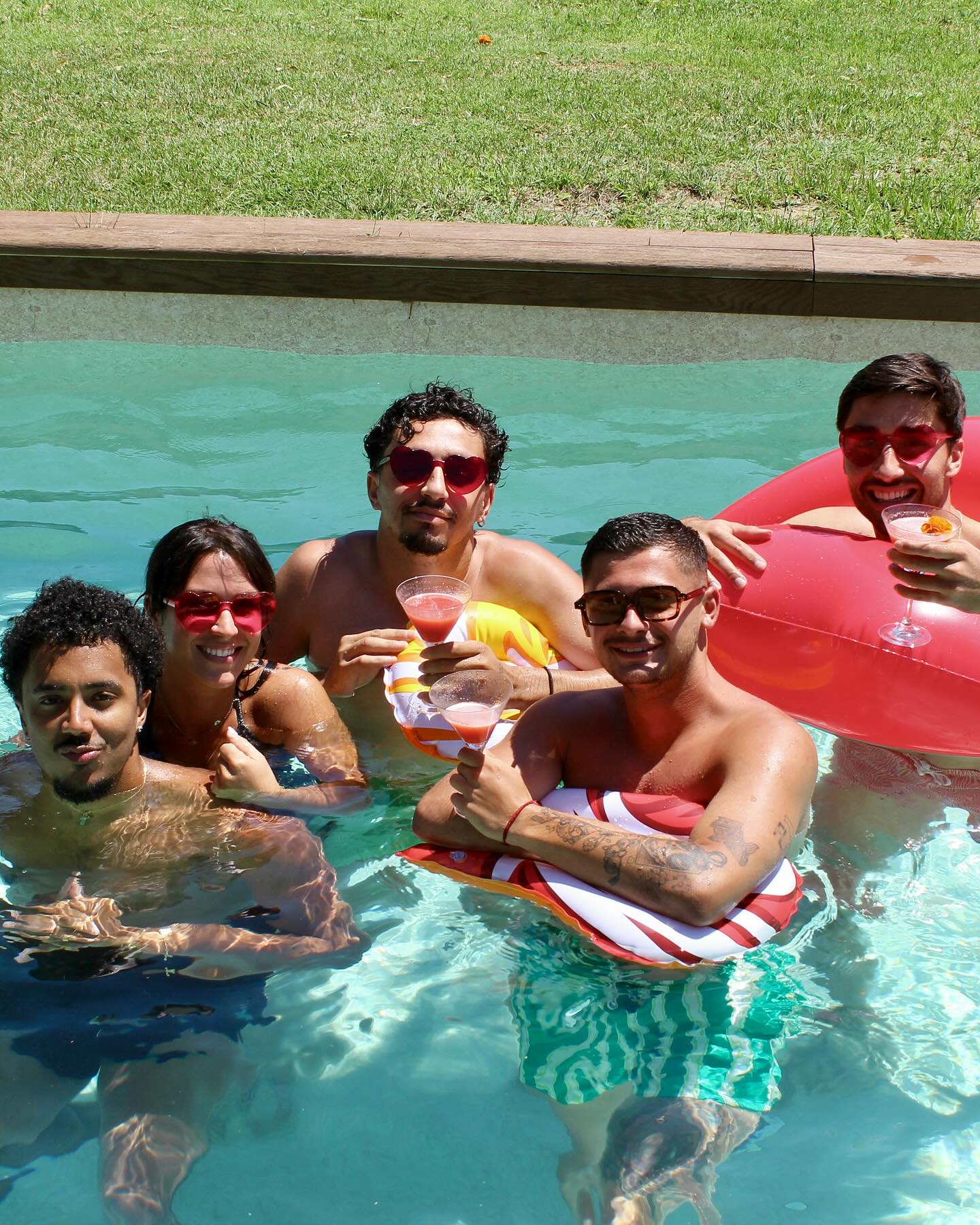 Parce qu’il n’y a pas d’endroit pour siroter un bon cocktail !
#cocktailstime #barmanshow #partybar #bartender