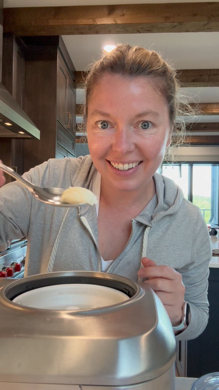 For all the cooking I’ve been doing all these years, I’ve NEVER used a vanilla bean pod (but always wanted to). I finally bought some and first things first - gotta make vanilla bean ice cream. It’s perfect 👌🏻
.
.
#icecream #icecreamlover #homemadeicecream #homemade #homecooked #homecooking #food #cooking #inthekitchen #vanilla #recipe #recipes #recipeblog #blogpost #blogger #delicious #summer #summertime #summervibes #sweet #sweettreat #dessert #dessertlover #tennsee #nashville #nashvilletn @breville