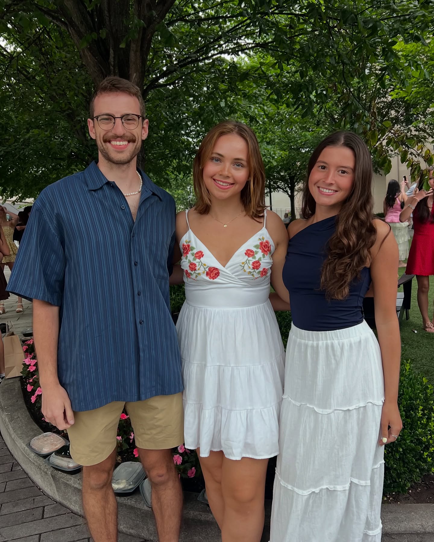 Our brothers Noah, Natalie, and Anna just wrapped up two incredible weeks as orientation leaders! They did an amazing job welcoming the incoming freshmen to campus.🌟📚