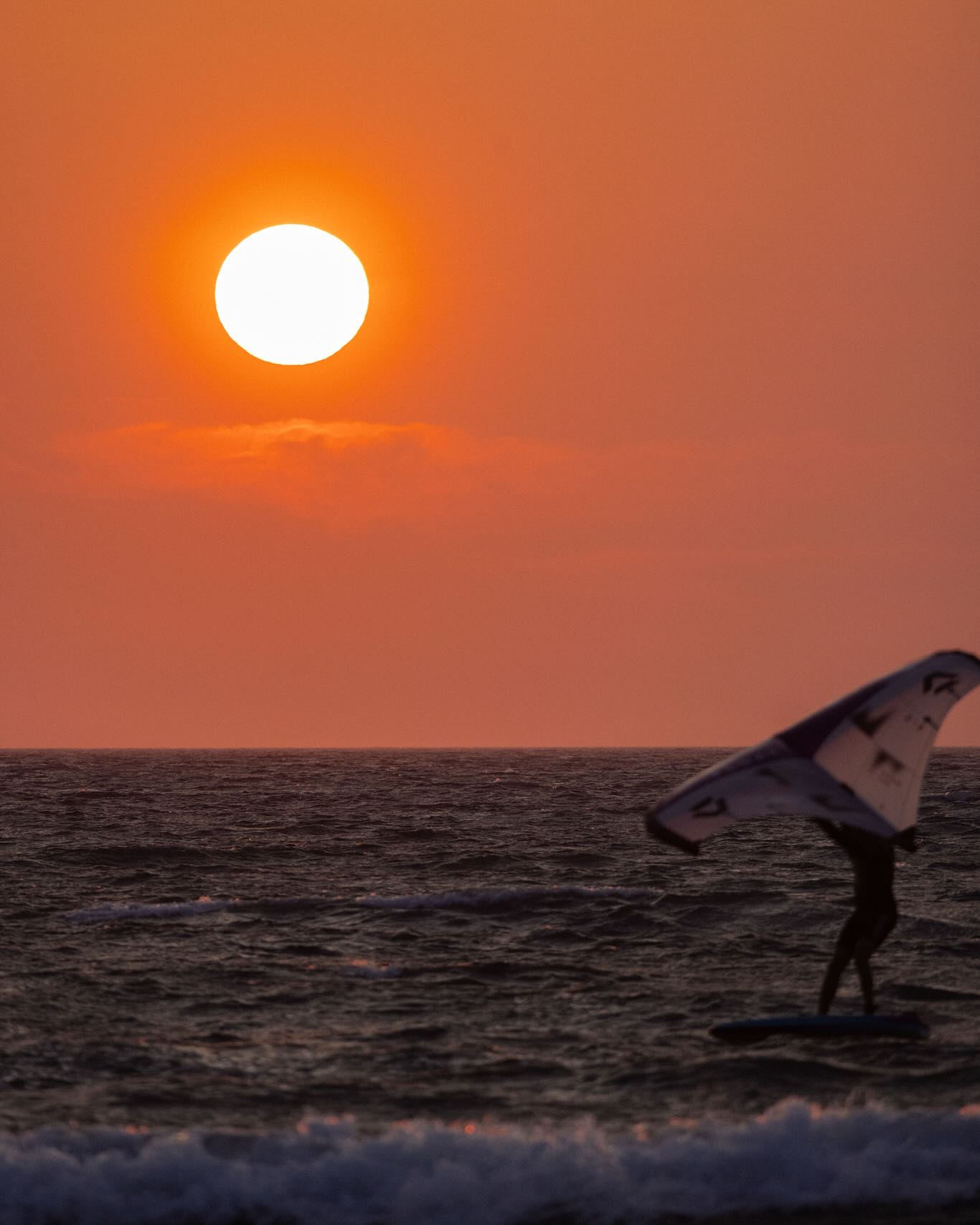 🌊💨 Puuuure joy from @sumak.disfrute camp! 🌞
thank @theproject_studio for catching the moments 🌅
#prasonisi #kiteprasonisi #kitesurfing #duotone #duotonepoland #surflife #wavecatchers #goodvibesonly #surfcrew #learnsurfing #surfspot #greecewaves #surfcourse #beachdays #surfingfun