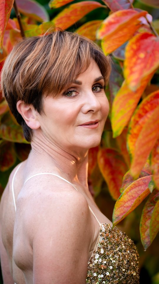 When was the last time you did something just for YOU?
Not for your family.
Not for your business.
Not for the never-ending to-do list.
Just because⌠you deserve to feel beautiful, powerful, and fully alive.
This is exactly what the Luxe Magazine Style Session was made for.
⨠Picture this:
You, pampered.
Guided with natural prompts that feel easy and light.
Playing with light, movement, and pure magic.
Laughing. Slowing down.
Being fully seen for once, not for what you do, but for who you are.
Youâll walk away with:
đ¸ Magazine-worthy portraits that celebrate your brilliance
đ A memory youâll treasure, because you finally did something just for you
đĽ A spark that lasts well beyond the session
This is your moment to feel like a damn queen. đ
And if youâve been waiting for a sign to say YES to yourself⌠this is it.
Iâve opened up 2 exclusive spots this month only.
Letâs make something unforgettable.
DM me âLUXEâ to claim one or ask me anything.
I got you. đ