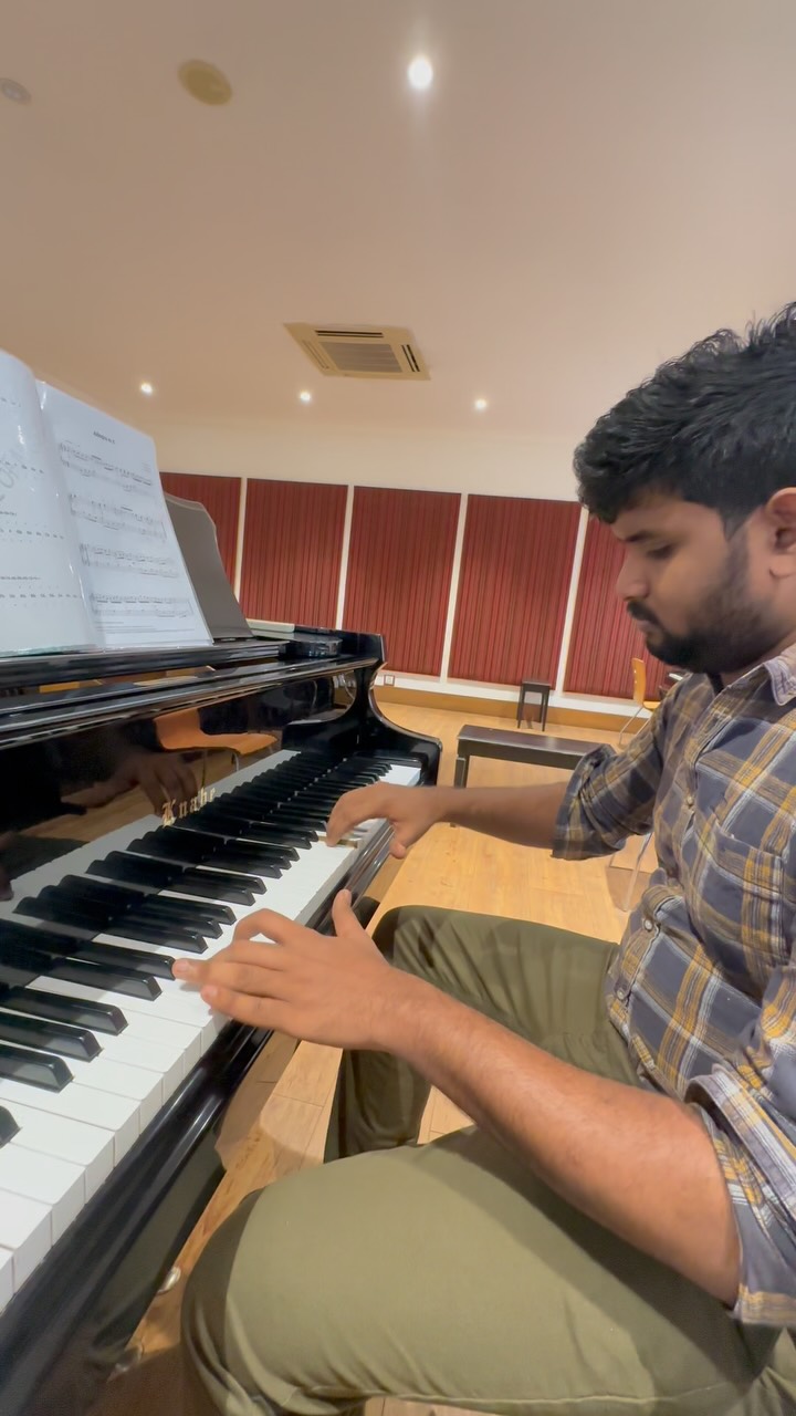 🎹✨ Meet Ragu — my new piano student with autism, and already an inspiration. I just gave him his Grade 1 piece, and in no time he played half of it so effortlessly. His musical instinct is simply amazing!
Teaching students like Ragu reminds me why I love doing what I do. Every child has their own rhythm, and when they find it — magic happens. 💫
So proud of him and grateful for the joy and perspective he brings into the room each time we sit at the piano. 💛
#MusicHasNoLimits #AutismAndMusic #PianoJourney