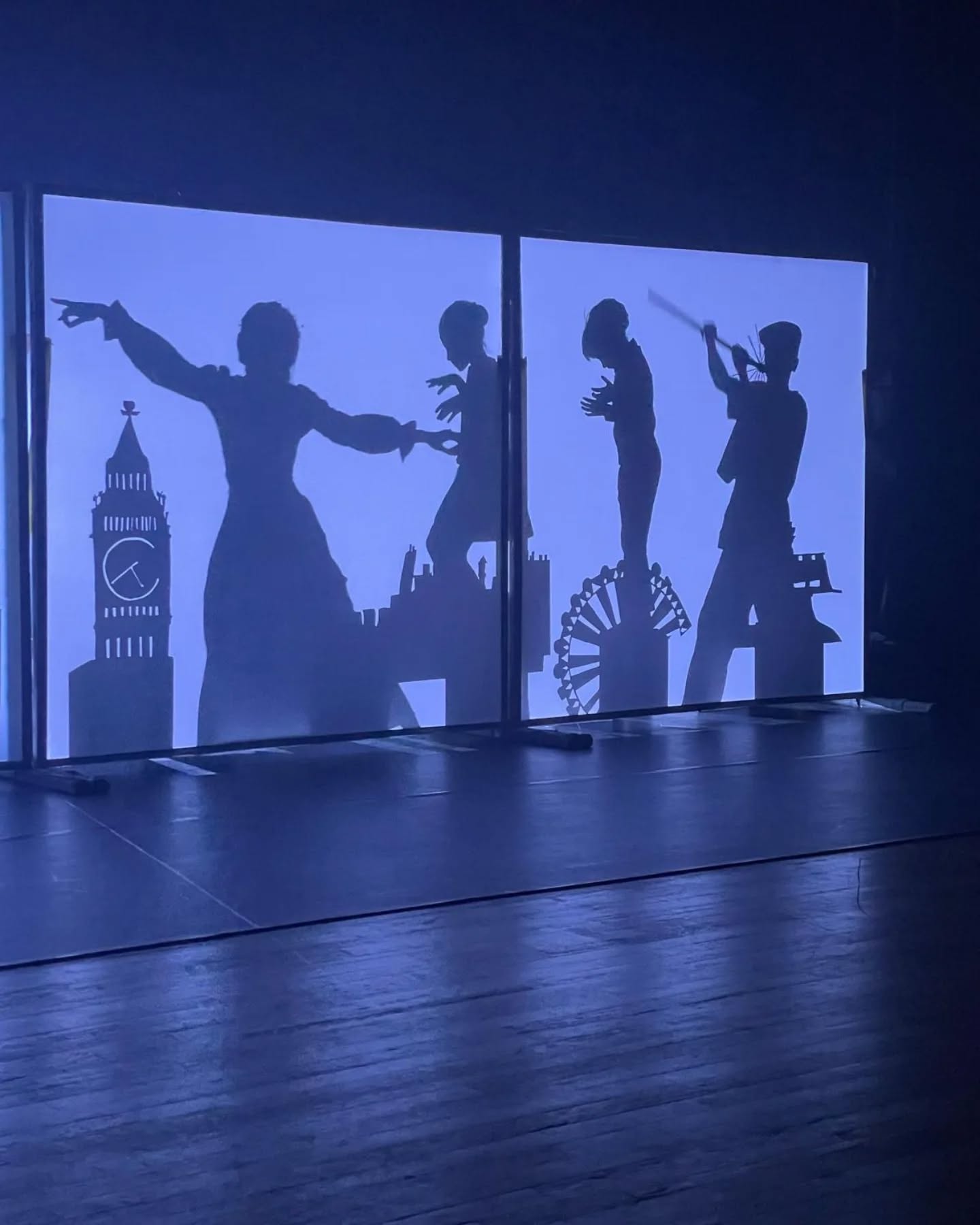 ✨ Quelques images de notre spectacle "Mary" ✨ 24 et 25 mai 2025!
🌸Nos élèves sont magiques!... impliqués et appliqués, en équipe et à fond! Des interprètes hors pair!
Bravo à eux nous sommes très fiers!🌸
🩰Merci au public d'être venu si nombreux à nos deux représentations !🩰
✨Merci à notre super régisseur lumière Frédéric pour tout son travail, cette magie et ces paillettes !✨
🌸Merci de tout coeur à Lucas, au Théâtre Jean Vilar, et à la ville d'Eysines pour ce magnifique théâtre !🌸
✨Merci de tout cœur à toutes les équipes décors et coulisses qui sont fabuleuses 🤩
🩰Merci à tous les parents et aux élèves pour leur investissement, leur soutien, leur énergie et leur confiance🩰
✨Merci aux professeurs pour ce spectacle mais aussi pour tout leur investissement toute l'année
🌸@xabibdx
🌸@marie_girard_inspiration_mg
🌸Florence
🌸@clairebnrtinstapro
En route vers la saison 2025/2026 et d'autres surprises !🤩
🩰💕🩰💕🩰💕🩰💕🩰💕🩰💕🩰💕🩰💕🩰
Merci beaucoup beaucoup au photographe 📸@paxkalin64 @clo_et_les_trois_c
#eysinesmaville #eysines #eysinesculture #ecolededanse #bordeaux #bassindarcachon #bordeauxmaville #bordeauxmetropole #saintmedardenjalles #Blanquefort #merignacmaville #merignac #lebouscat #lehaillan #bruges #danseclassique #dansefolklorique #dansecontemporaine #theatrejeanvilar #galadedanse #balletdanseur #balletdanseur