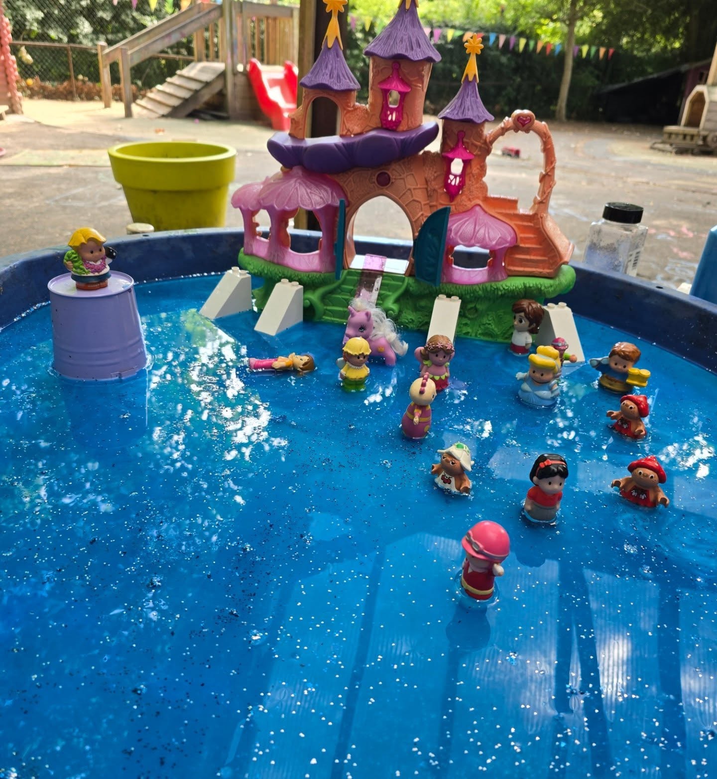 ✨️ Fairy splash park ✨️
#preschool #earlyyears #tufftray